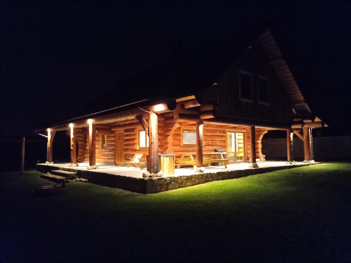 Wellness Srub U Holubu Villa Malsice Exterior foto