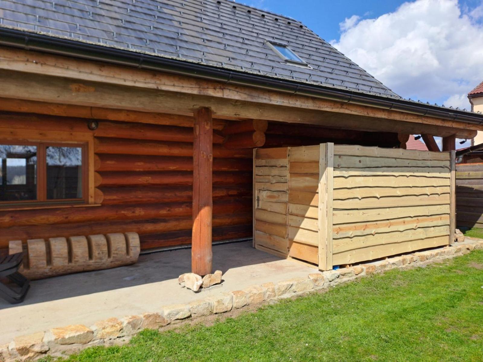 Wellness Srub U Holubu Villa Malsice Exterior foto