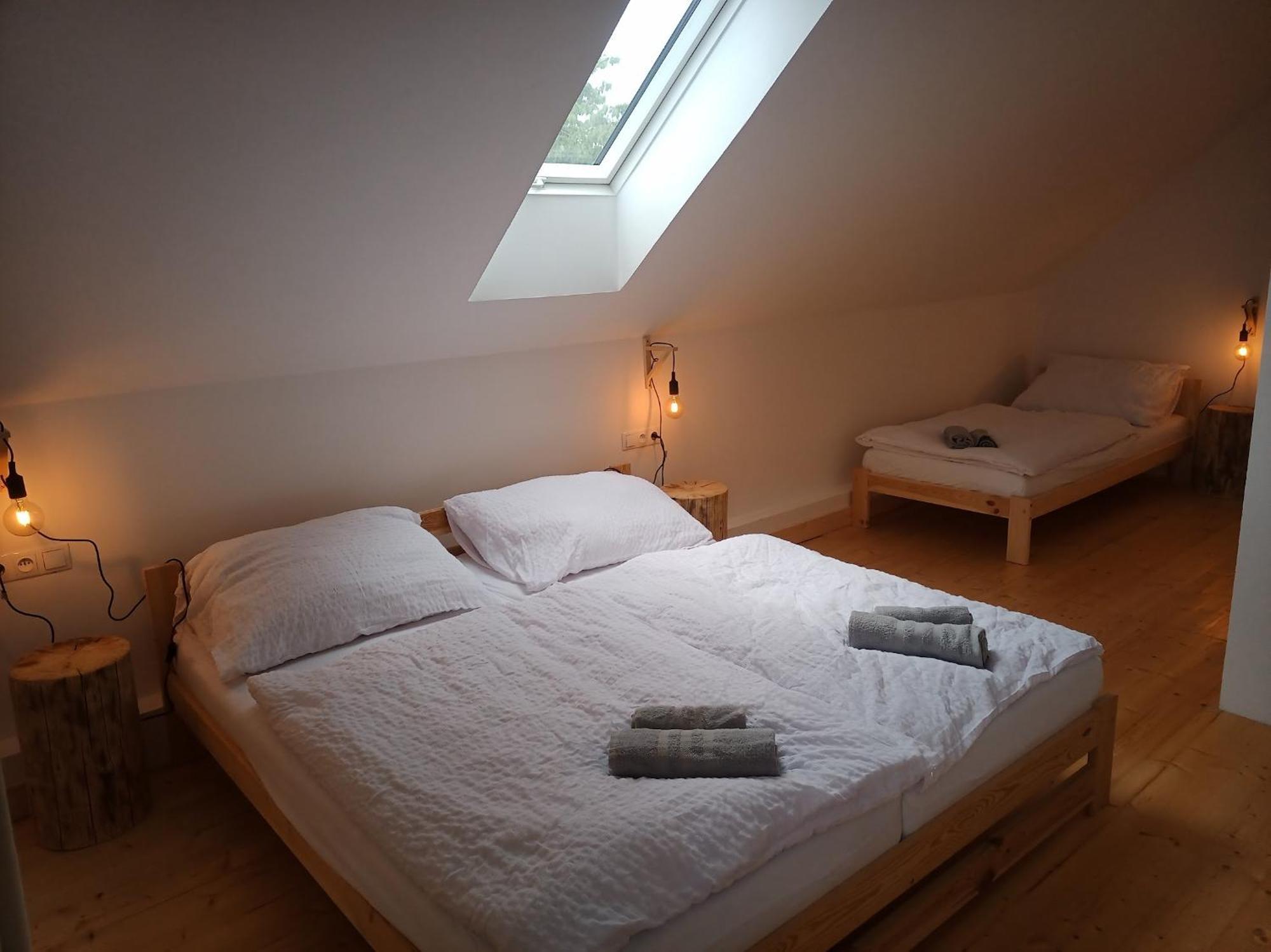 Wellness Srub U Holubu Villa Malsice Exterior foto