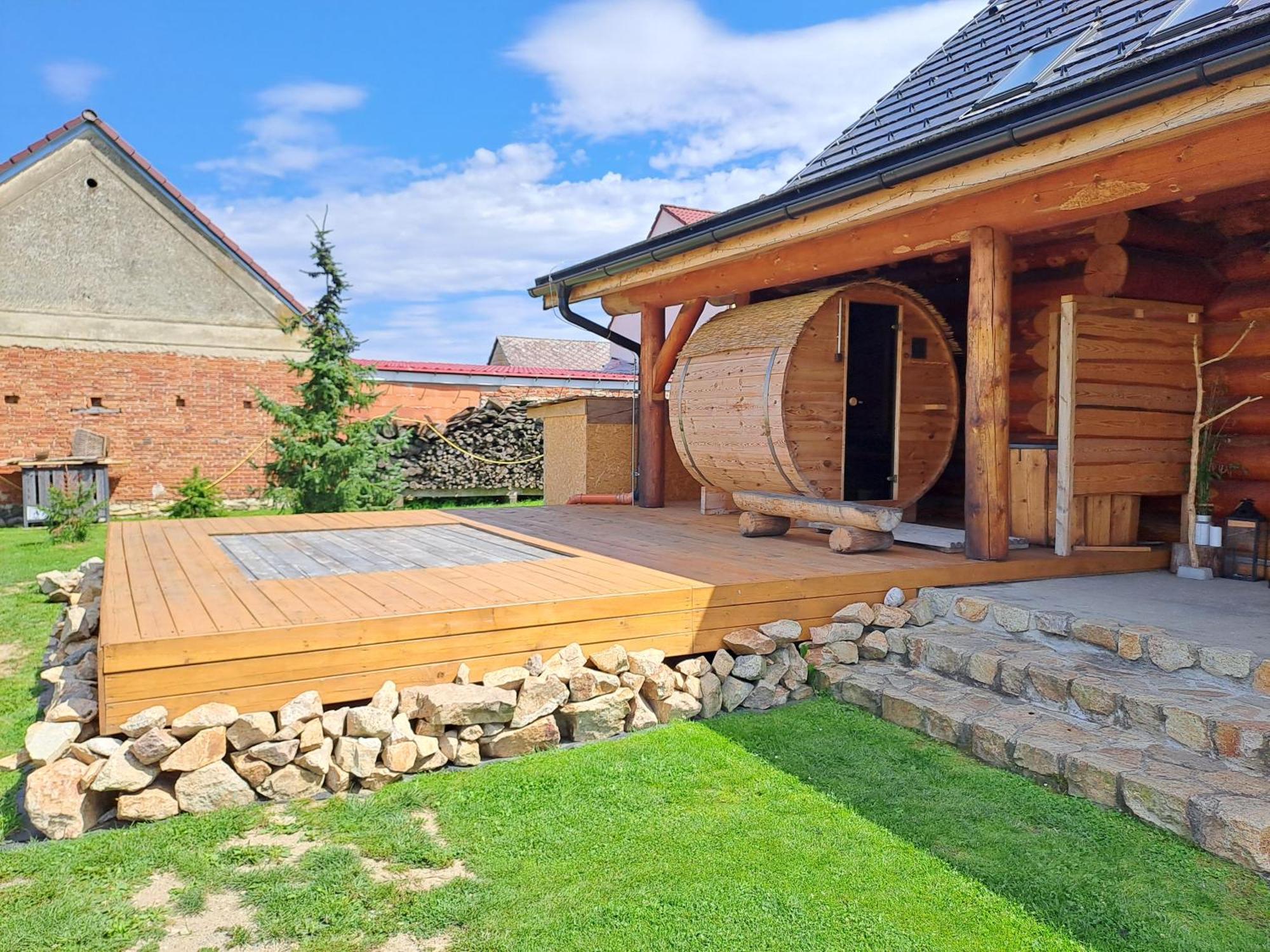 Wellness Srub U Holubu Villa Malsice Exterior foto